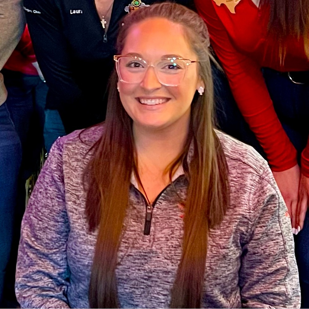 Meet your Posher, Kelly